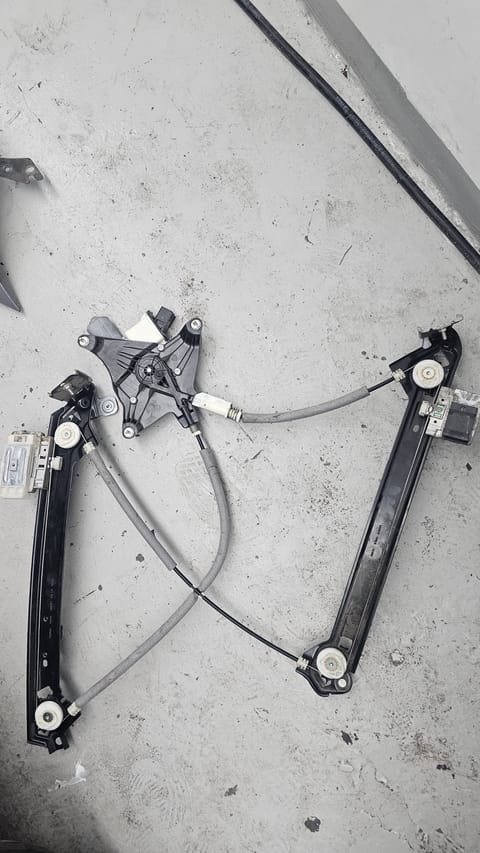 MUSTANG ECO BOOSTER LEFT SIDE  WINDOW POWER LEVER SYSTEM 