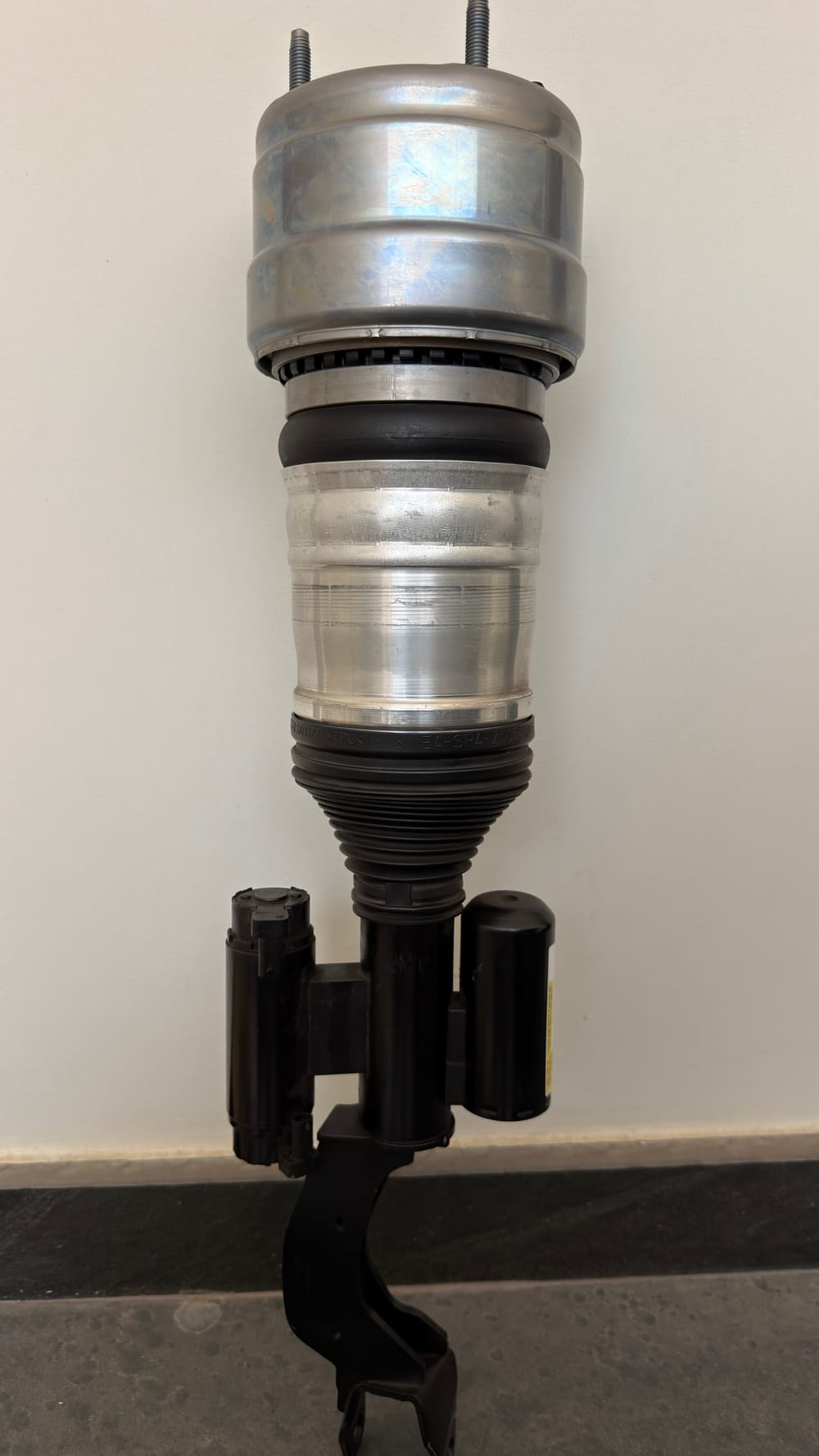E63s, E63, E450, E400 with AIRMATIC Front Suspension