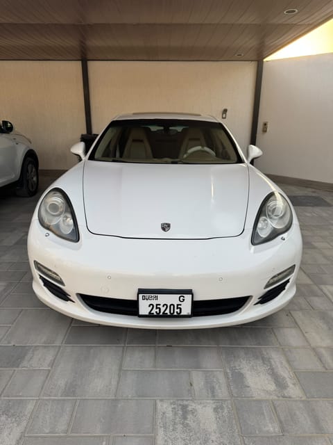 Porsche Panamera 4S